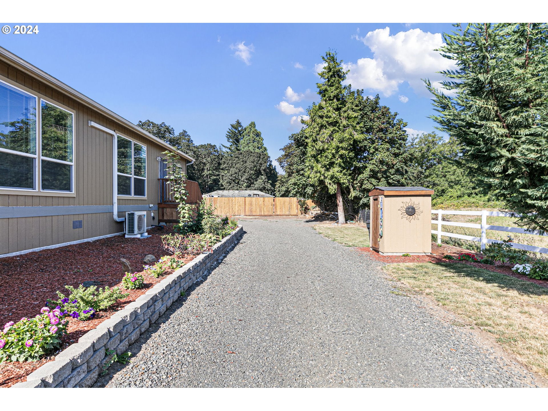 94822 Toftdahl Road Junction City, OR 97448 - Photo 4 of 35 Gallery Image 4