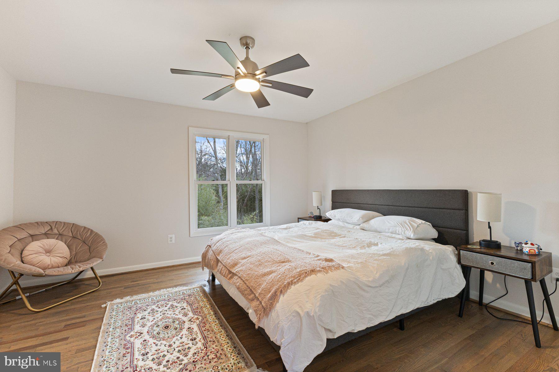 1875 Massachusetts Avenue McLean, VA 22101 - Photo 43 of 52 a bedroom with a bed and a window