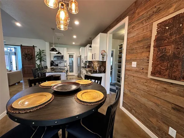 $599,900 | 265 Lake Point Road, Comanche, TX 76442