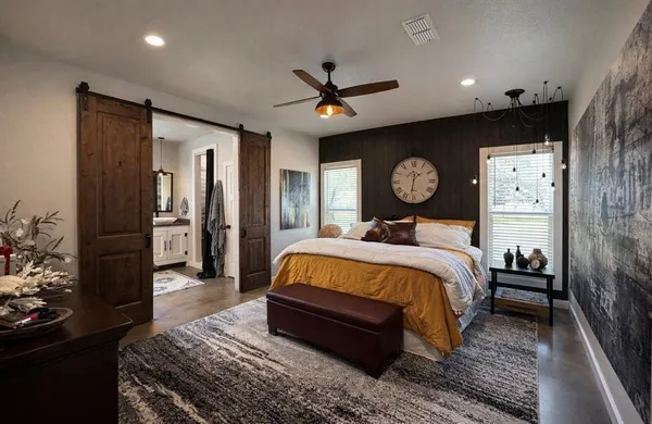 $599,900 | 265 Lake Point Road, Comanche, TX 76442