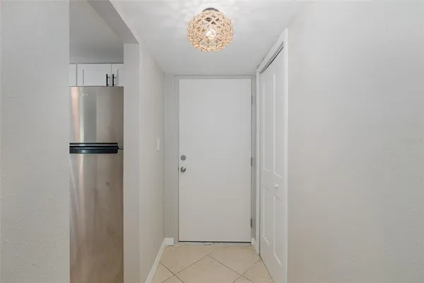 $2,350 | 464 North Paula Drive, Unit 106, Dunedin, FL 34698