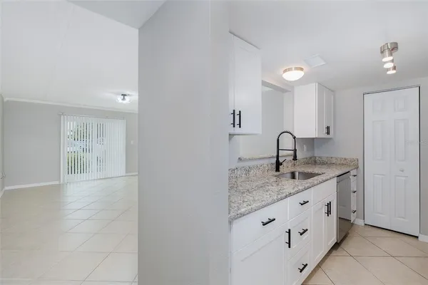 $2,350 | 464 North Paula Drive, Unit 106, Dunedin, FL 34698