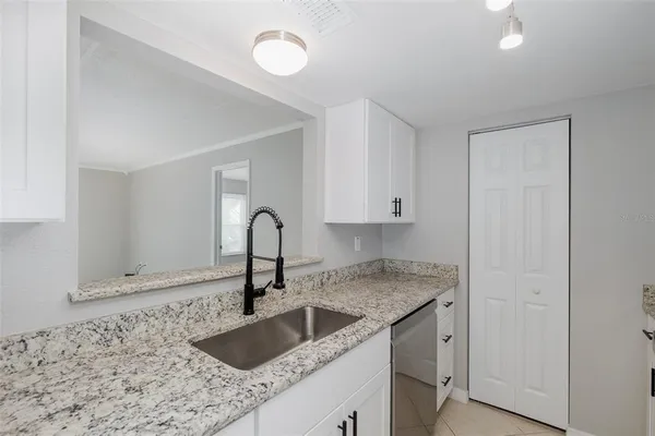 $2,350 | 464 North Paula Drive, Unit 106, Dunedin, FL 34698