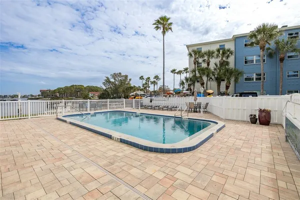 $2,350 | 464 North Paula Drive, Unit 106, Dunedin, FL 34698