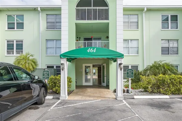 $2,350 | 464 North Paula Drive, Unit 106, Dunedin, FL 34698