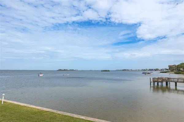 $2,350 | 464 North Paula Drive, Unit 106, Dunedin, FL 34698