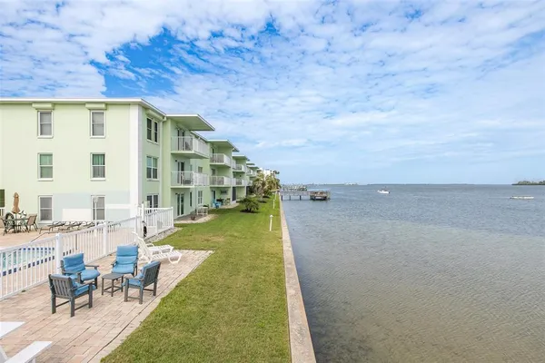 $2,350 | 464 North Paula Drive, Unit 106, Dunedin, FL 34698