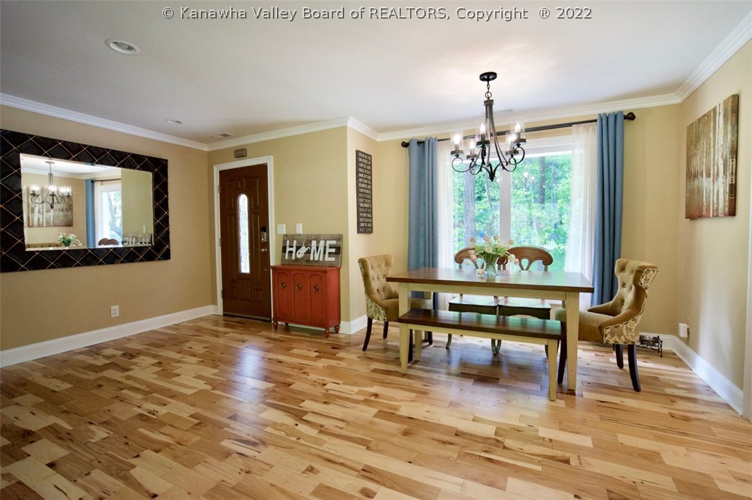 914 Chappell Road Charleston, WV 25304 - Photo 3 of 24 Gallery Image 3
