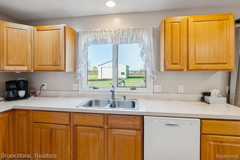 70865 Place Road Richmond, MI 48062 - Photo 14 of 44 Gallery Image 14