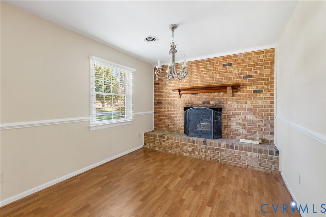 115 Huntington Road Colonial Heights, VA 23834 - Photo 8 of 27 Gallery Image 8