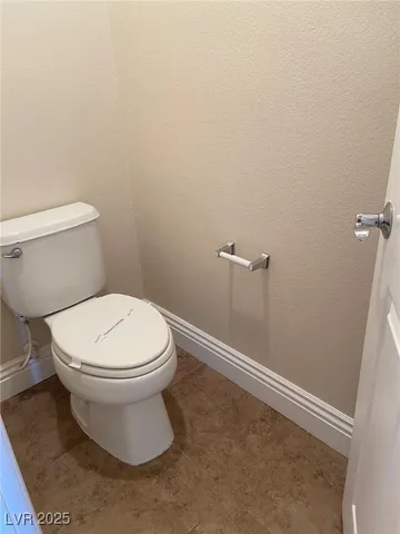 $2,150 | 67 East Agate Avenue, Unit 403, Las Vegas, NV 89123