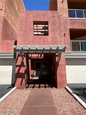 $2,150 | 67 East Agate Avenue, Unit 403, Las Vegas, NV 89123