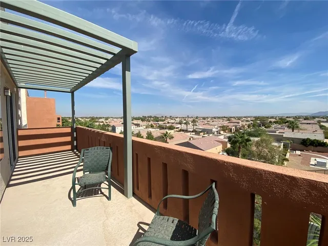 $2,150 | 67 East Agate Avenue, Unit 403, Las Vegas, NV 89123