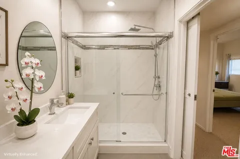 $999,999 | 1915 Malcolm Avenue, Unit 301, Los Angeles, CA 90025