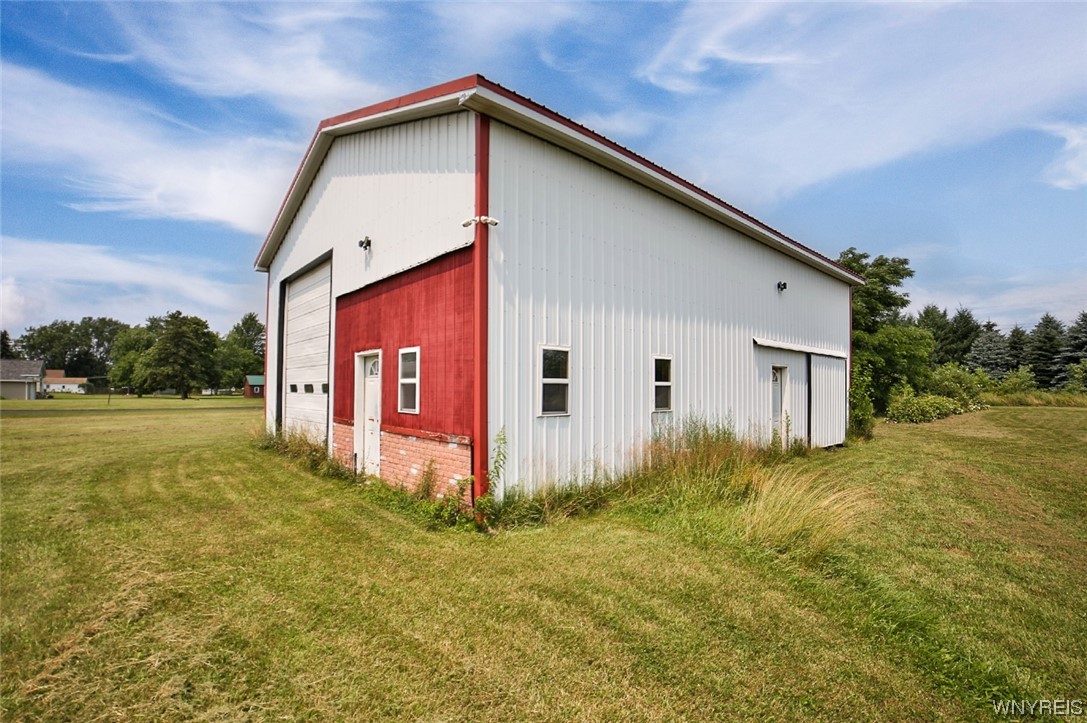 4131 Saunders Settlement Road Cambria, NY 14132 - Photo 15 of 50