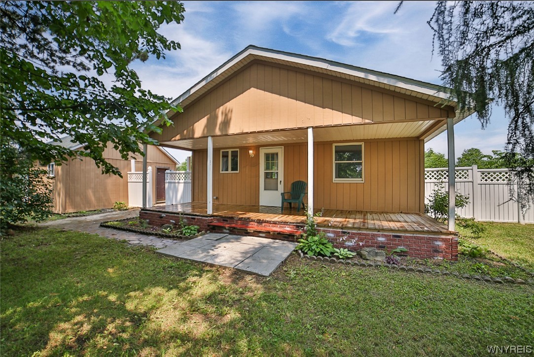 4131 Saunders Settlement Road Cambria, NY 14132 - Photo 2 of 50