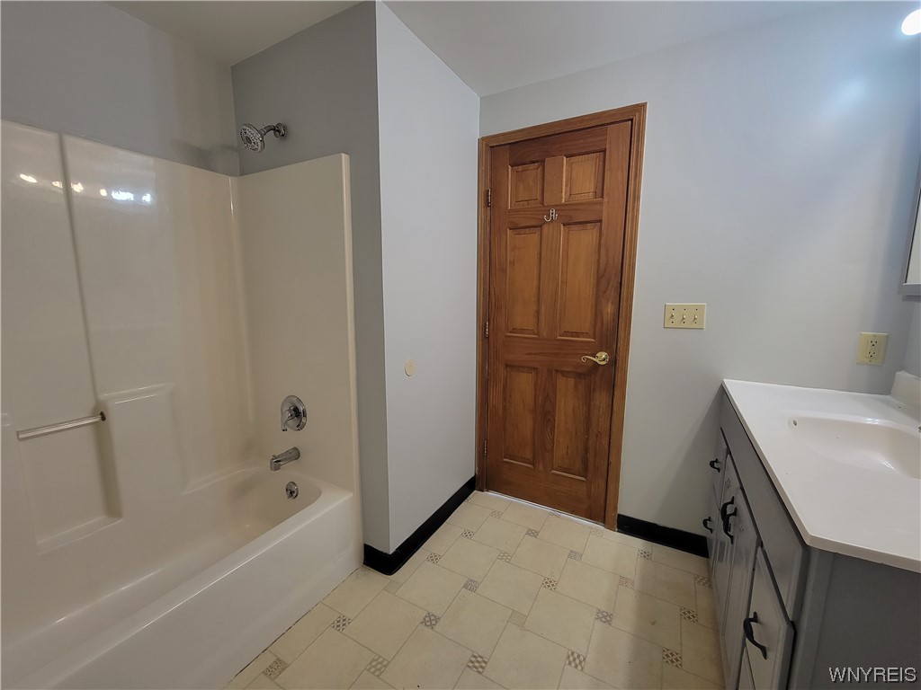 4131 Saunders Settlement Road Cambria, NY 14132 - Photo 44 of 50