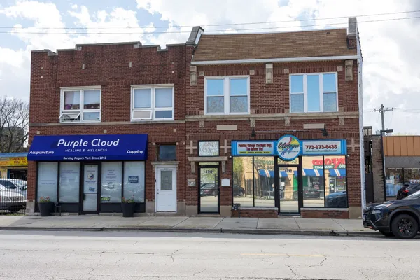 $3,000 | 6712 North Clark Street, Unit 2, Chicago, IL 60626