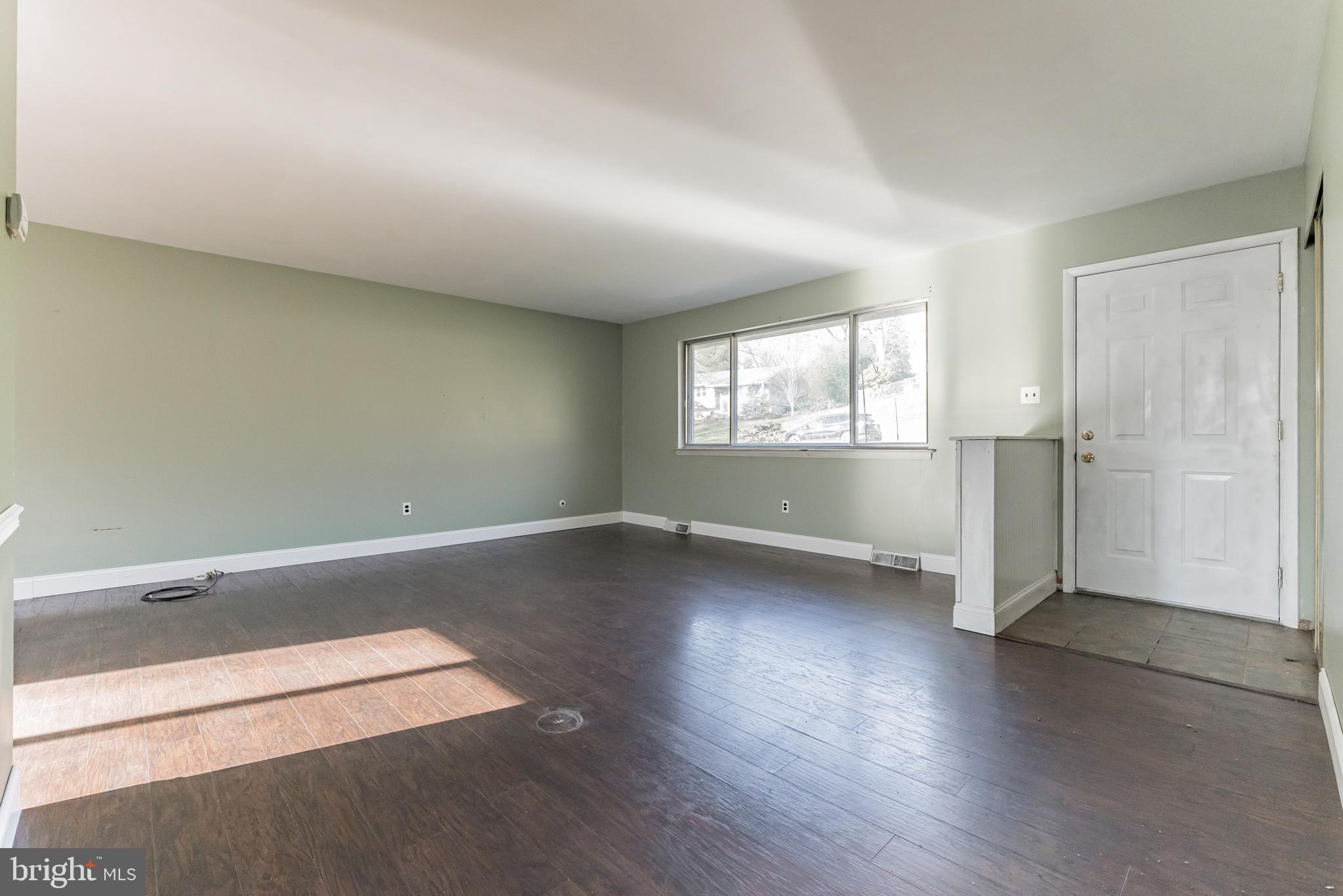 732 Raynham Road Collegeville, PA 19426 - Photo 8 of 23 Gallery Image 8
