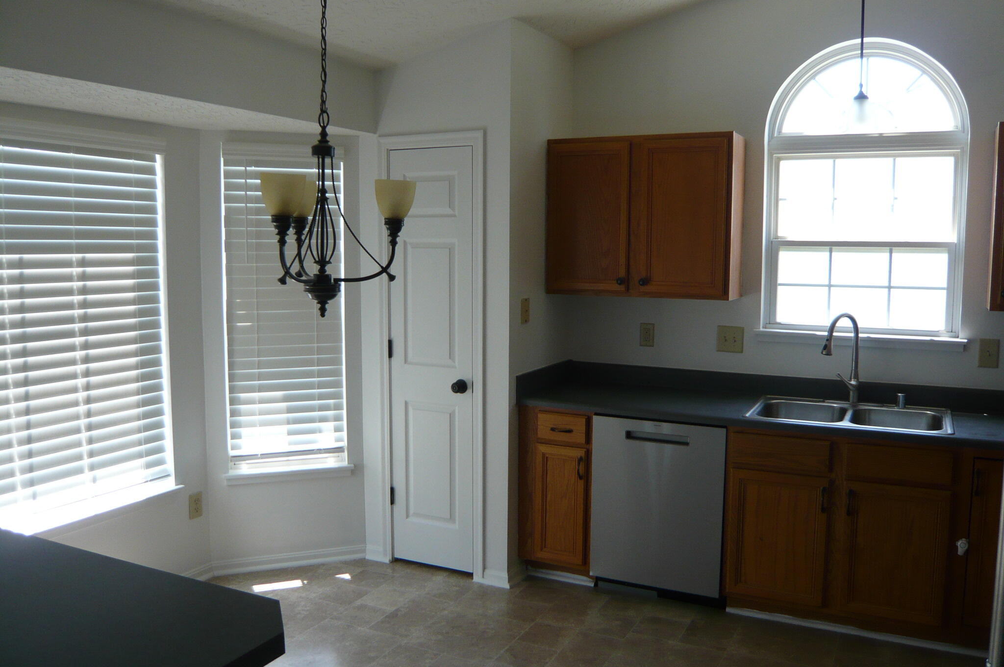 209 Alexis Circle Dry Ridge, KY 41035 - Photo 4 of 17