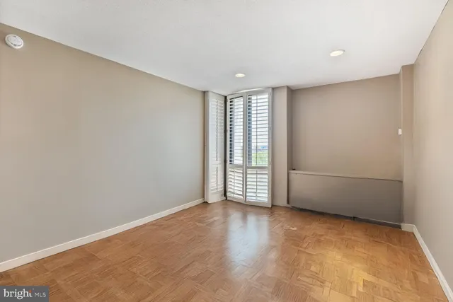 $2,700 | 1245 4th Street Southwest, Unit 803, Washington, DC 20024