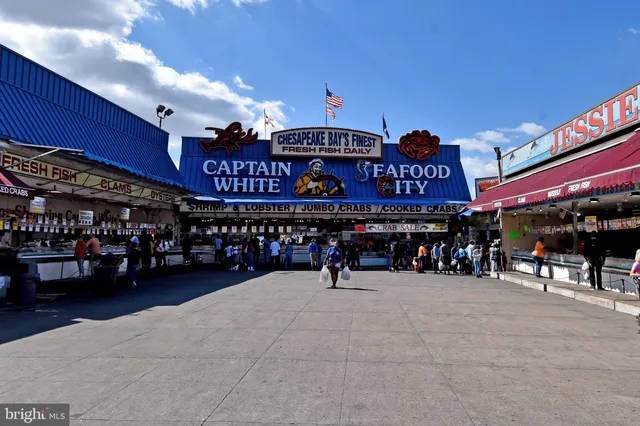 $2,700 | 1245 4th Street Southwest, Unit 803, Washington, DC 20024