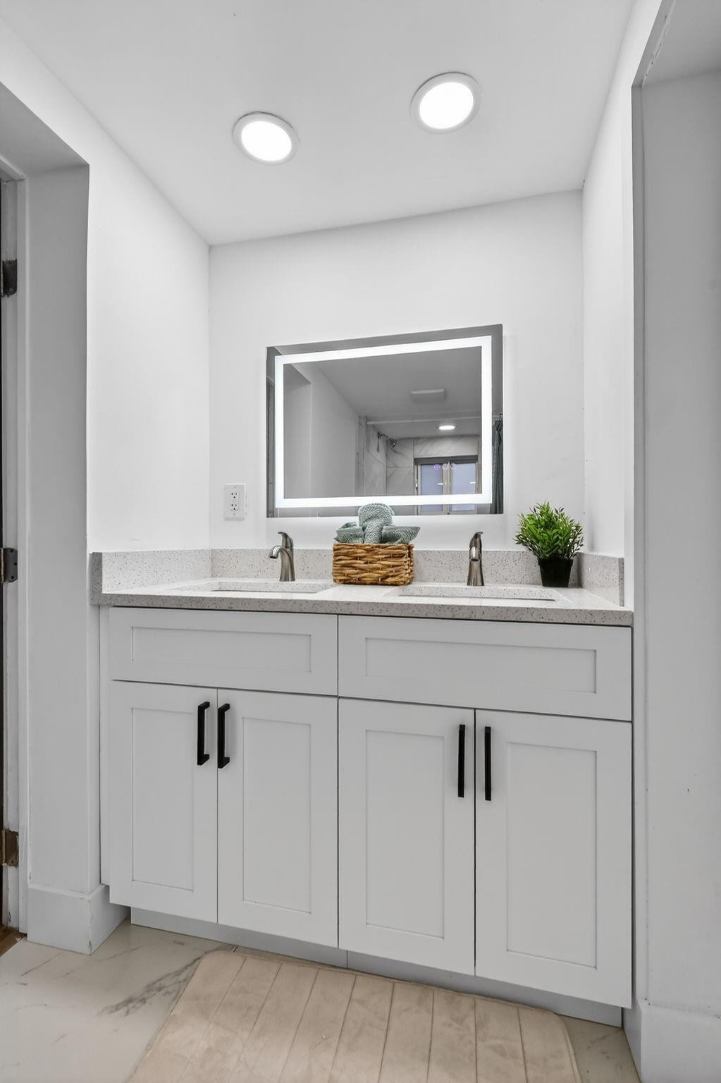 621 Southeast 1st Street Hialeah, FL 33010 - Photo 25 of 51 Photo 25