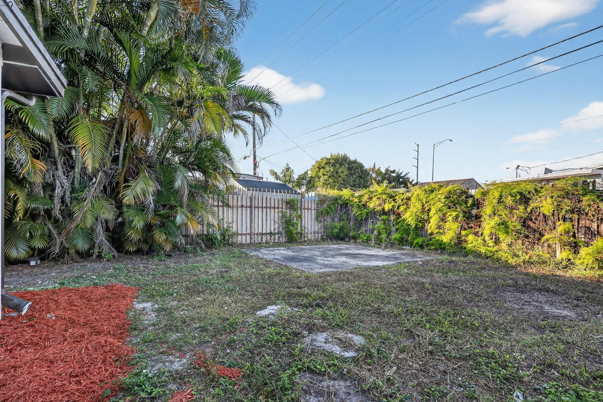 621 Southeast 1st Street Hialeah, FL 33010 - Photo 44 of 51 Photo 44