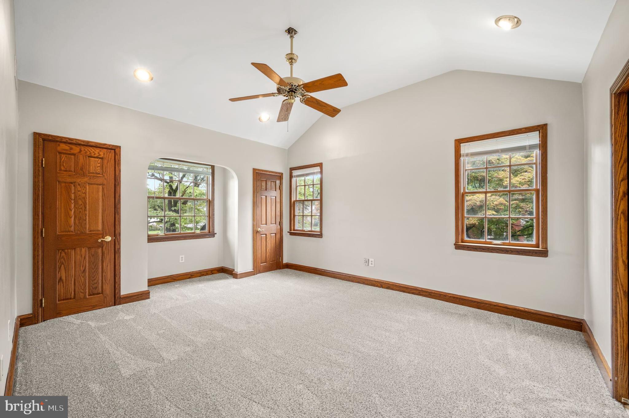113 Westminster Drive Wallingford, PA 19086 - Photo 20 of 30 Primary Bedroom