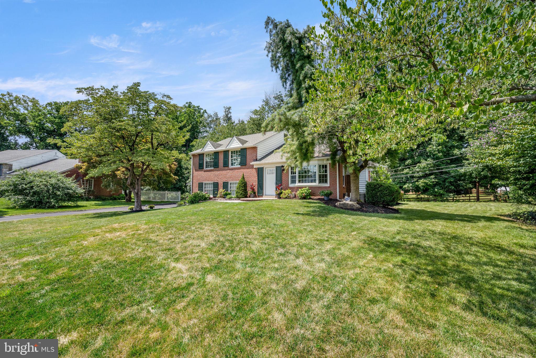 113 Westminster Drive Wallingford, PA 19086 - Photo 3 of 30