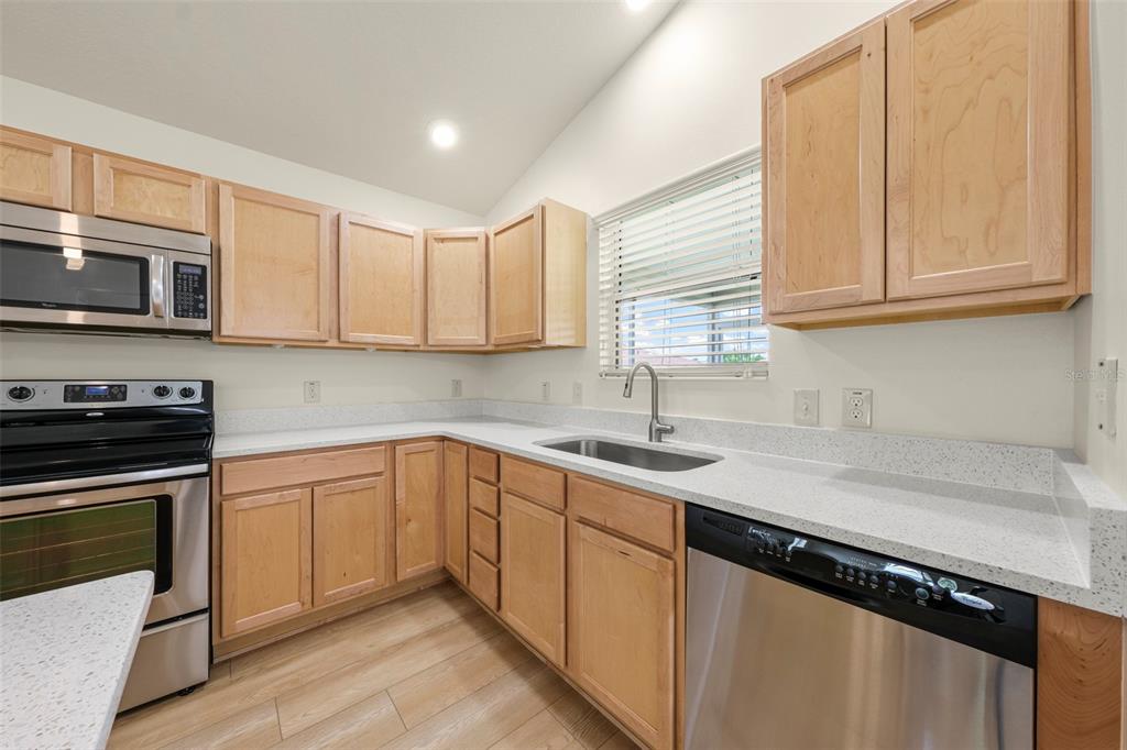 2418 Hopespring Loop The Villages, FL 32162 - Photo 9 of 24