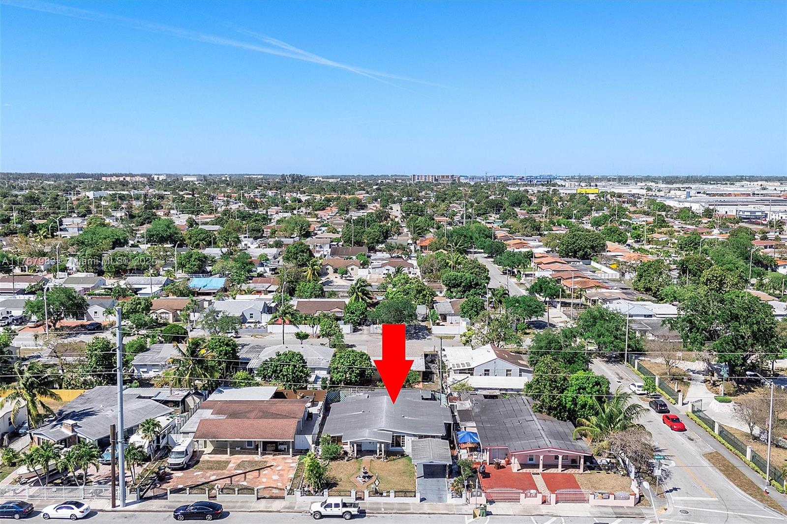 881 Hialeah Drive Hialeah, FL 33010 - Photo 15 of 17