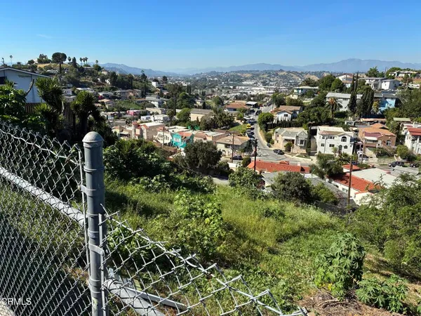 $200,000 | 3611 Meisner Street, Los Angeles, CA 90063