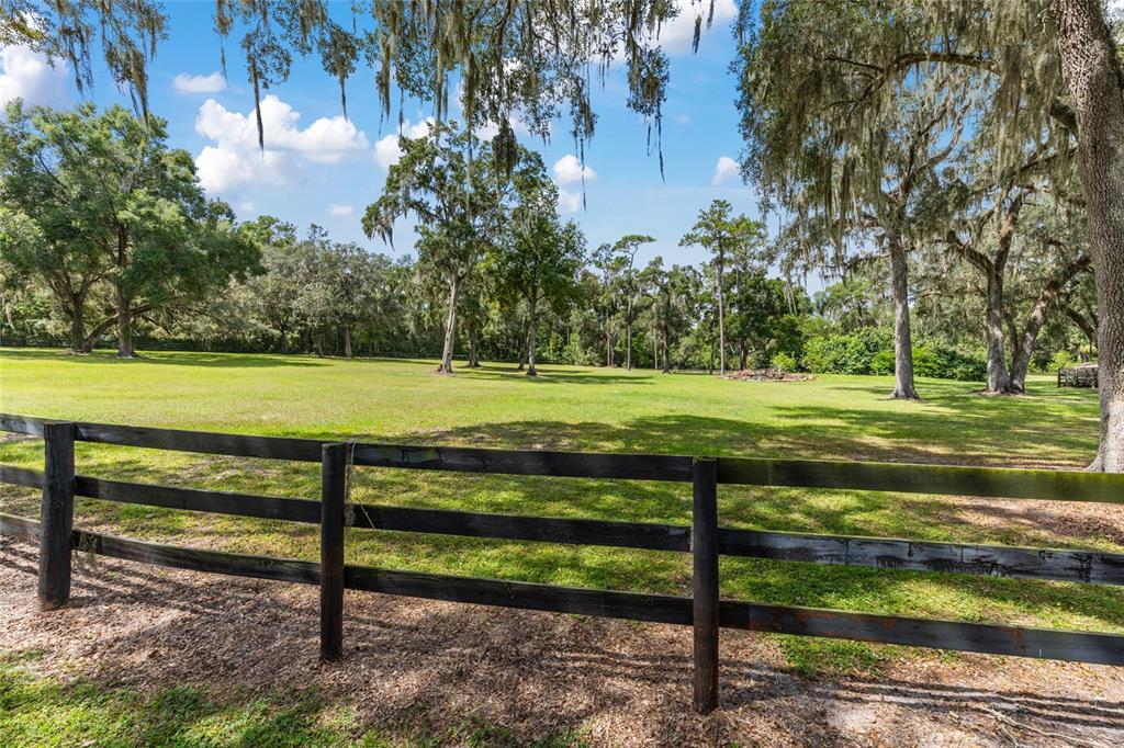 708 Southeast 44th Road Ocala, FL 34480 - Photo 72 of 76 Gallery Image 72