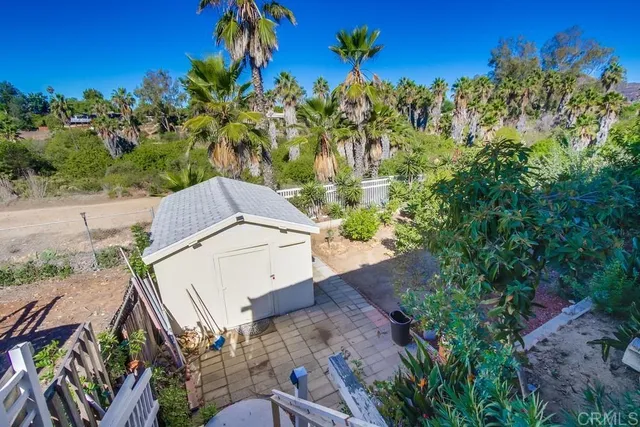 a view of a entryway