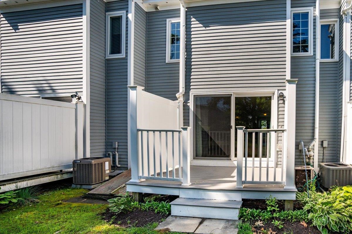 9 Merrimack Drive Merrimack, NH 03054 - Photo 28 of 36
