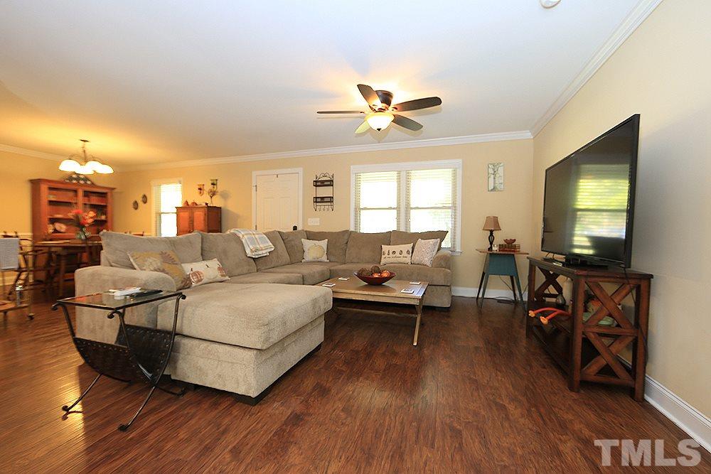 281 Wilson Jones Road Clayton, NC 27520 - Photo 4 of 25 Gallery Image 4