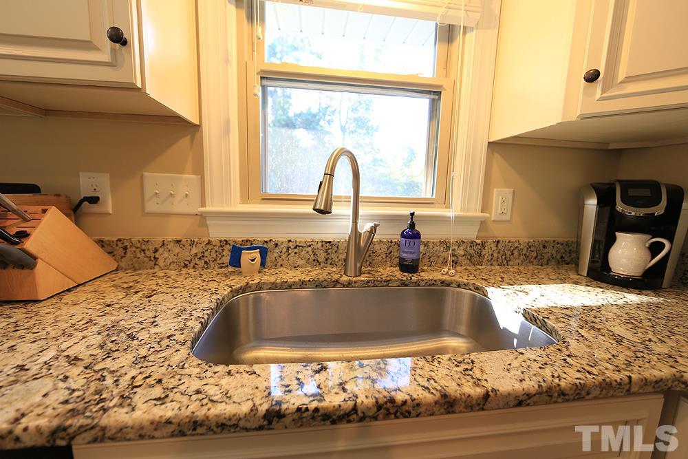 281 Wilson Jones Road Clayton, NC 27520 - Photo 8 of 25 Gallery Image 8