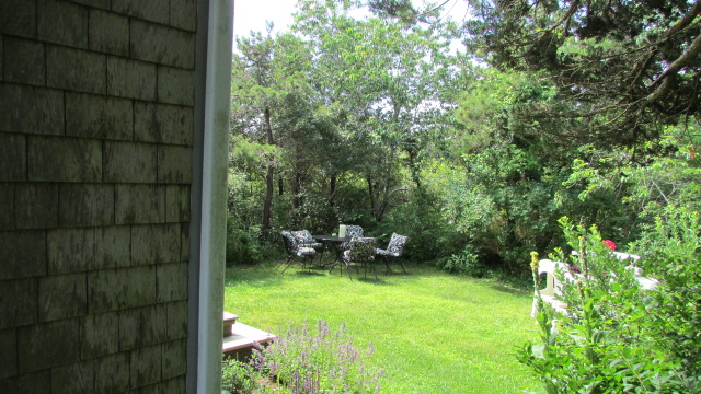 26 Miacomet Road Nantucket, MA 02554 - Photo 5 of 12
