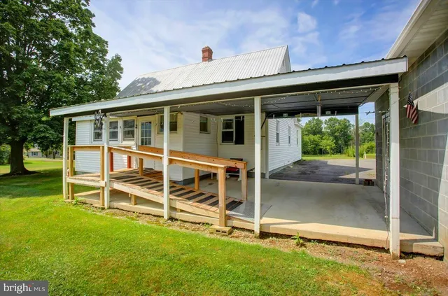 $299,900 | 17509 Steck Road, Willow Hill, PA 17271