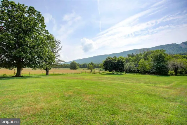 $299,900 | 17509 Steck Road, Willow Hill, PA 17271