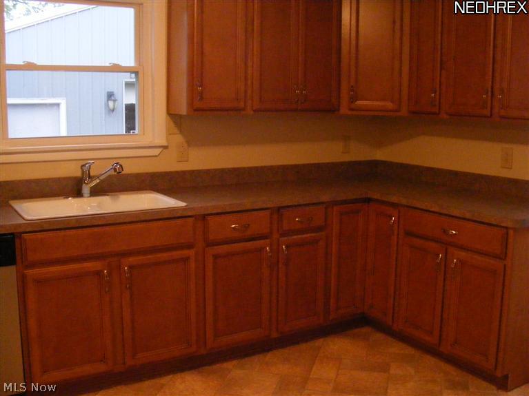 7620 Quarry Road Amherst, OH 44001 - Photo 10 of 19 Gallery Image 10
