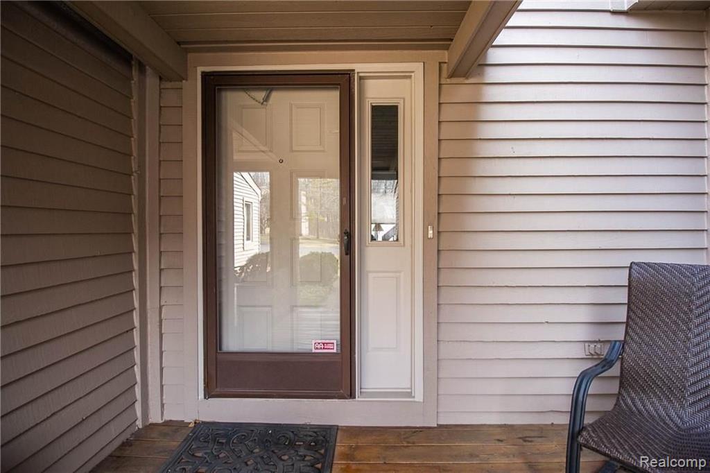 5388 Parkgrove Road, Unit 21 Ann Arbor, MI 48103 - Photo 2 of 35