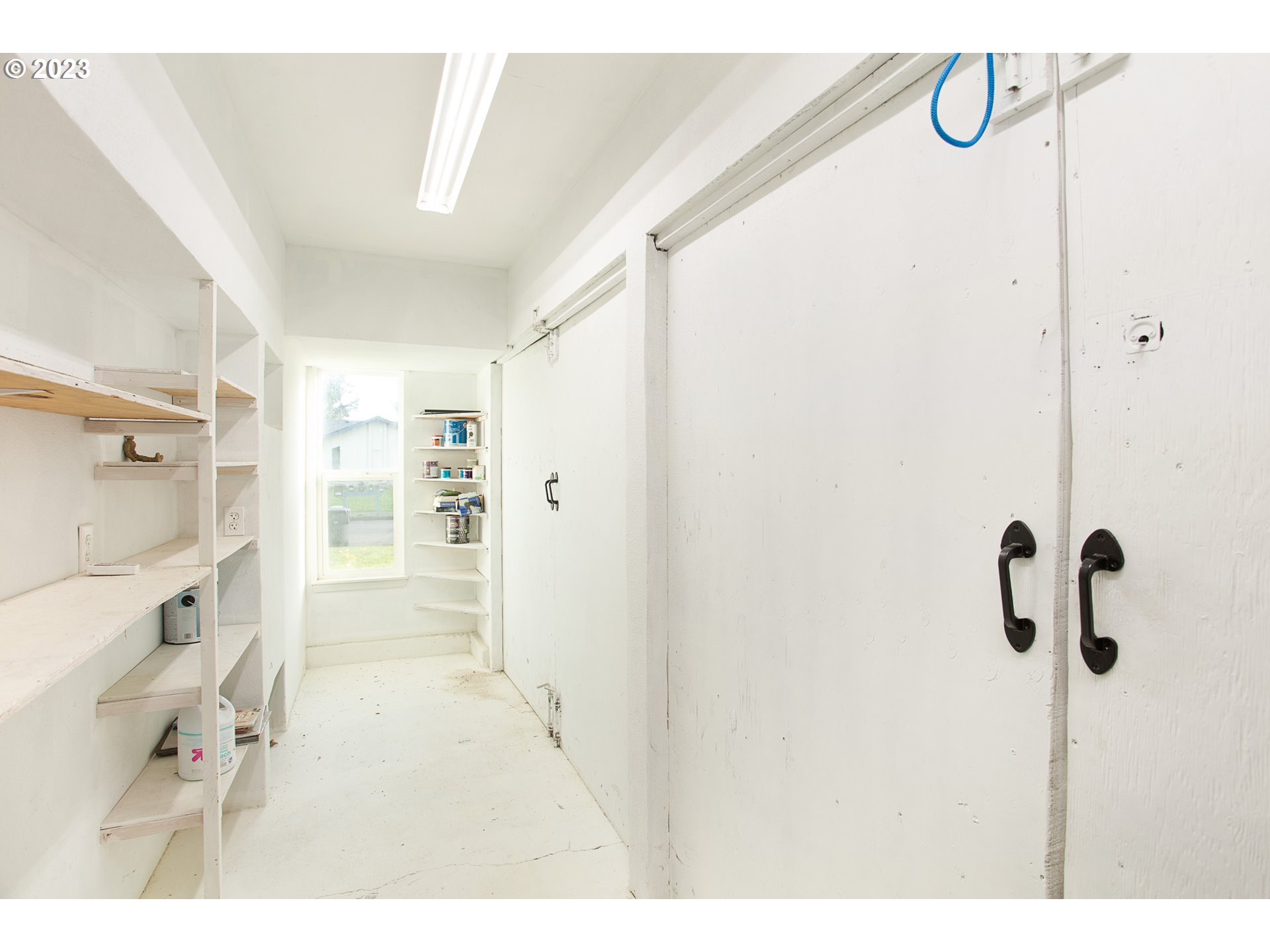 567 Panda Loop Eugene, OR 97401 - Photo 29 of 35 Storage