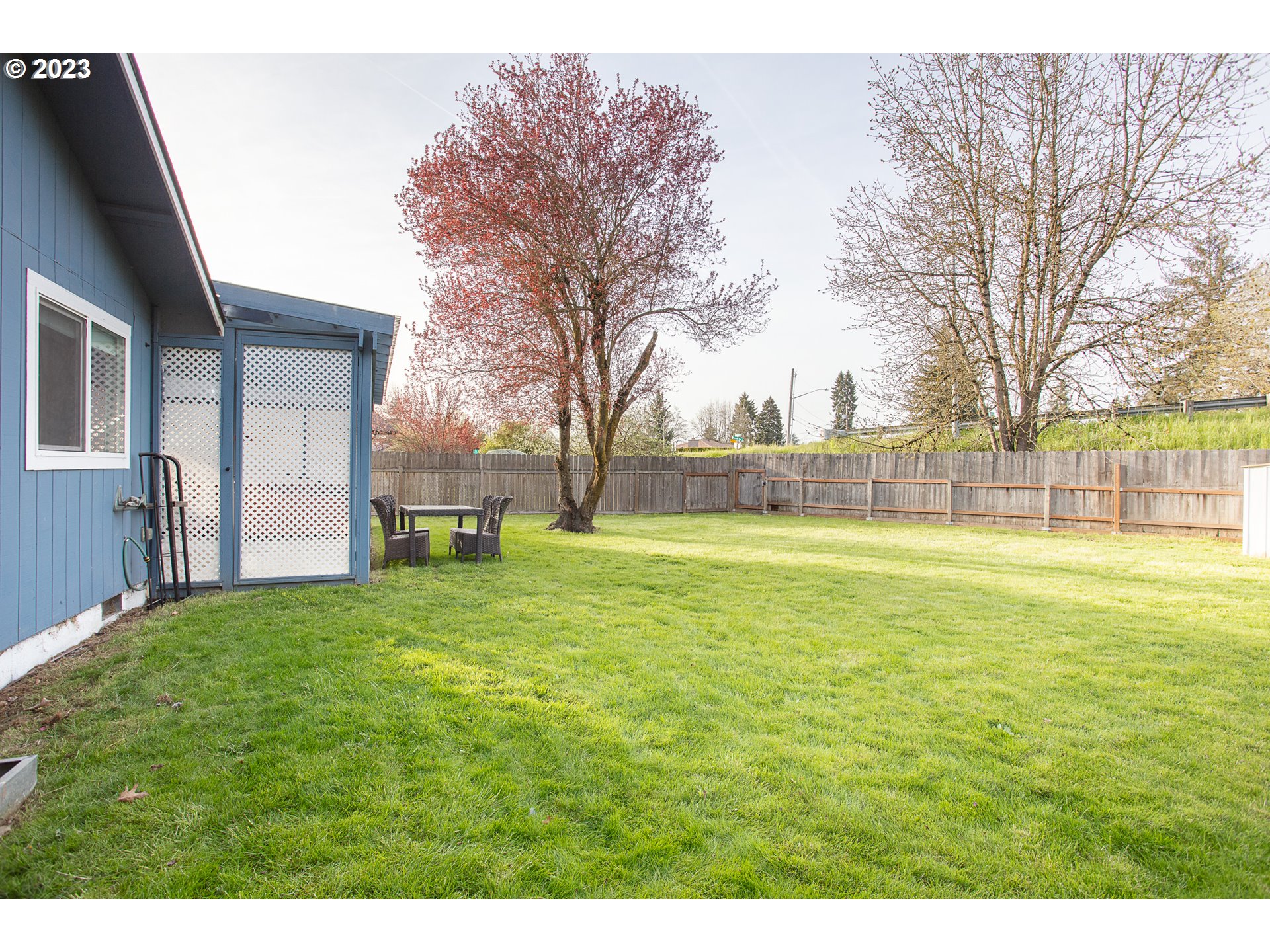567 Panda Loop Eugene, OR 97401 - Photo 33 of 35 Backyard