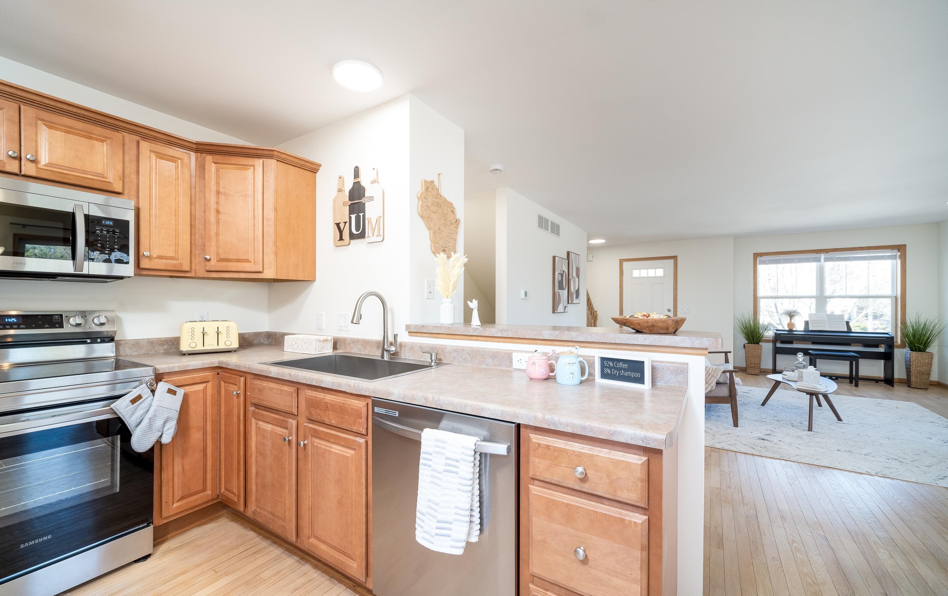 719 Cricket Lane, Unit 6 Middleton, WI 53562 - Photo 13 of 41