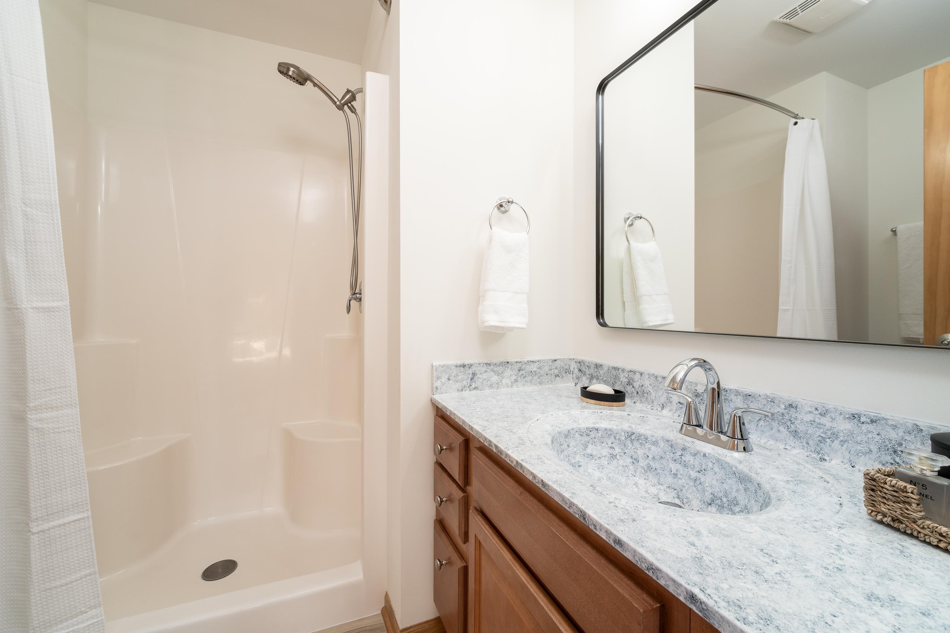 719 Cricket Lane, Unit 6 Middleton, WI 53562 - Photo 20 of 37