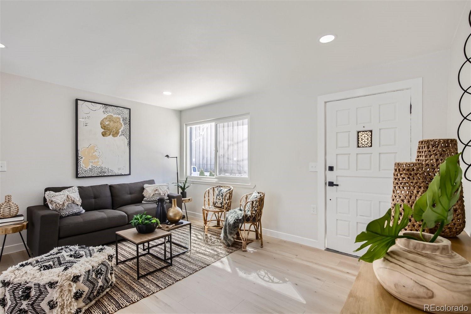 3940 Jackson Street Denver, CO 80205 - Photo 6 of 27