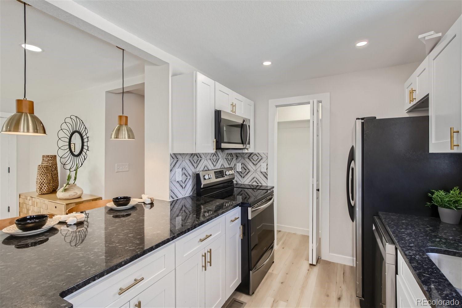 3940 Jackson Street Denver, CO 80205 - Photo 9 of 27