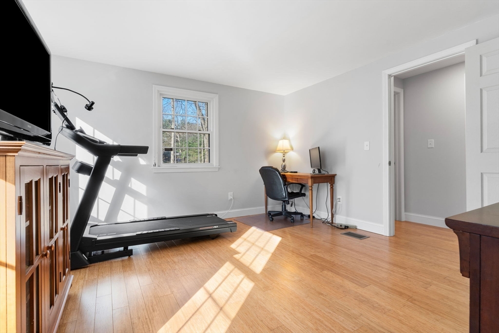 4 Deerberry Lane Andover, MA 01810 - Photo 23 of 41